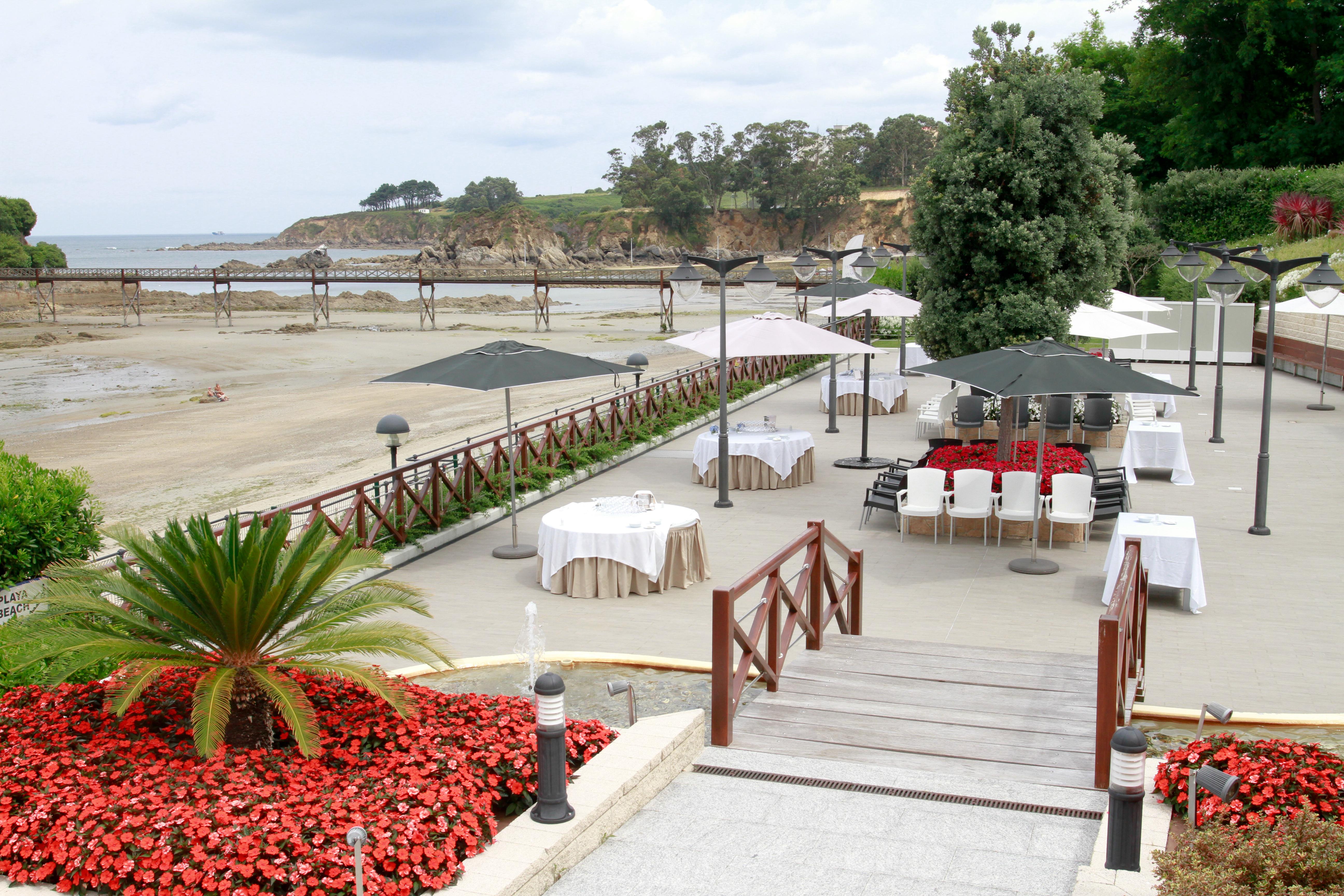 Hotel Portocobo Santa Cruz de Oleiros Exterior photo